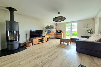 Ma-Cabane - Vente Maison PONT-SAINT-MARTIN, 193 m²