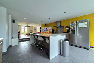 Ma-Cabane - Vente Maison PONT-SAINT-MARTIN, 193 m²