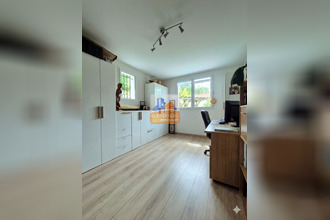 Ma-Cabane - Vente Maison PONT-SAINT-MARTIN, 193 m²