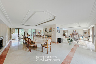 Ma-Cabane - Vente Maison PONTAULT-COMBAULT, 681 m²