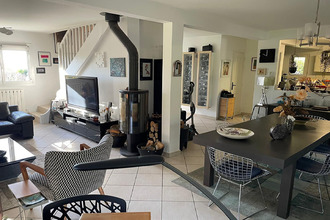 Ma-Cabane - Vente Maison POUILLEY-LES-VIGNES, 151 m²