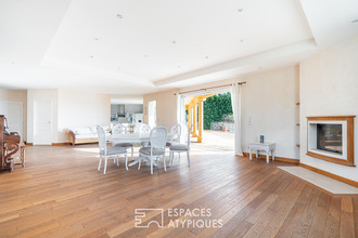 Ma-Cabane - Vente Maison POUILLY-LE-MONIAL, 240 m²