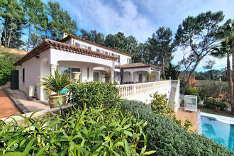 Ma-Cabane - Vente Maison PUGET-SUR-ARGENS, 217 m²