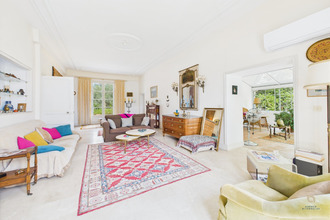 Ma-Cabane - Vente Maison PUISSALICON, 271 m²