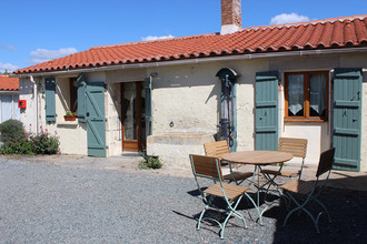 Ma-Cabane - Vente Maison PUYRAVAULT, 350 m²