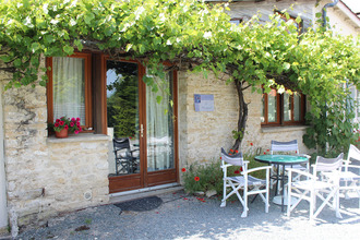 Ma-Cabane - Vente Maison PUYRAVAULT, 350 m²