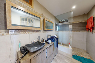 Ma-Cabane - Vente Maison Revest-les-Roches, 420 m²