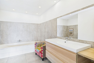 Ma-Cabane - Vente Maison ROCHEFORT-DU-GARD, 200 m²