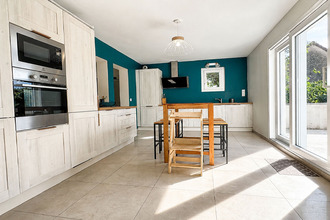 Ma-Cabane - Vente Maison ROCHEFORT-SUR-NENON, 147 m²