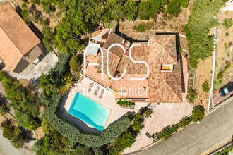 Ma-Cabane - Vente Maison ROQUEBRUNE-SUR-ARGENS, 168 m²