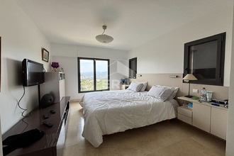 Ma-Cabane - Vente Maison ROQUEBRUNE-SUR-ARGENS, 225 m²