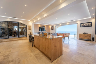 Ma-Cabane - Vente Maison ROQUEBRUNE-SUR-ARGENS, 254 m²