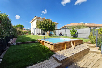 Ma-Cabane - Vente Maison Roquebrune-sur-Argens, 66 m²