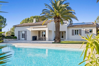 Ma-Cabane - Vente Maison Roquebrune-sur-Argens, 181 m²