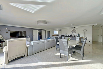 Ma-Cabane - Vente Maison ROQUEBRUNE-SUR-ARGENS, 135 m²