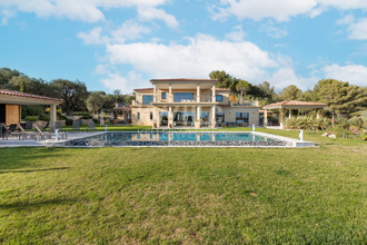 Ma-Cabane - Vente Maison Roquefort-les-Pins, 572 m²