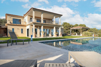 Ma-Cabane - Vente Maison Roquefort-les-Pins, 572 m²