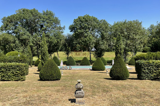 Ma-Cabane - Vente Maison Rouillac, 600 m²