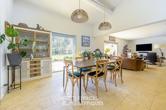 Ma-Cabane - Vente Maison ROUSSILLON, 222 m²