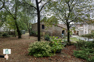 Ma-Cabane - Vente Maison Saint-Étienne-du-Bois, 174 m²