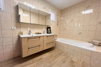 Ma-Cabane - Vente Maison SAINT-ANDRE-DE-LA-ROCHE, 163 m²
