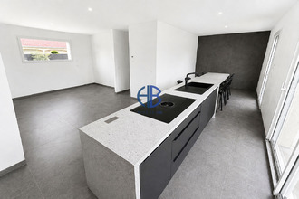 Ma-Cabane - Vente Maison SAINT-ANDRE-LE-GAZ, 119 m²
