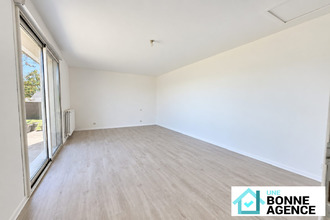 Ma-Cabane - Vente Maison Saint-Antoine-du-Rocher, 158 m²