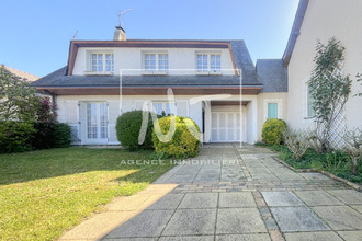 Ma-Cabane - Vente Maison SAINT-BARTHELEMY-D'ANJOU, 140 m²