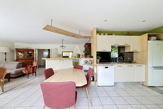Ma-Cabane - Vente Maison SAINT-BARTHELEMY-D'ANJOU, 130 m²