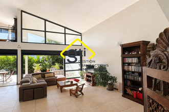 Ma-Cabane - Vente Maison Saint-Benoît, 240 m²