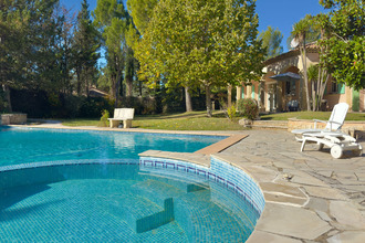 Ma-Cabane - Vente Maison SAINT-CANNAT, 268 m²