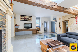 Ma-Cabane - Vente Maison Saint-Caprais-de-Bordeaux, 300 m²
