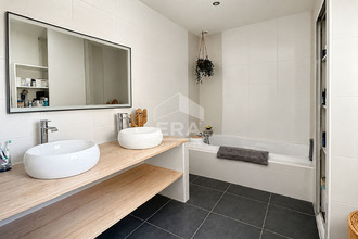 Ma-Cabane - Vente Maison SAINT-CIERS-SUR-GIRONDE, 155 m²