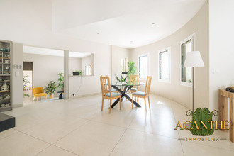Ma-Cabane - Vente Maison Saint-Clément-de-Rivière, 218 m²
