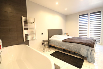 Ma-Cabane - Vente Maison SAINT-CYPRIEN, 197 m²