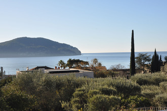 Ma-Cabane - Vente Maison SAINT-CYR-SUR-MER, 220 m²