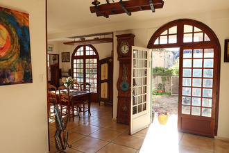 Ma-Cabane - Vente Maison SAINT-CYR-SUR-MER, 200 m²