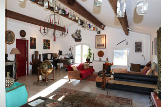 Ma-Cabane - Vente Maison SAINT-CYR-SUR-MER, 200 m²