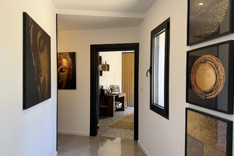 Ma-Cabane - Vente Maison Saint-Cyr-sur-Mer, 201 m²