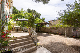 Ma-Cabane - Vente Maison Saint-Cyr-sur-Mer, 200 m²