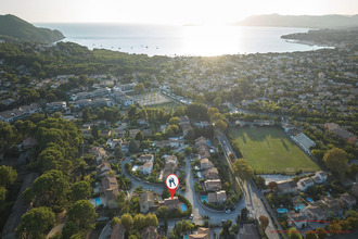 Ma-Cabane - Vente Maison Saint-Cyr-sur-Mer, 126 m²