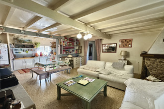 Ma-Cabane - Vente Maison Saint-Didier, 272 m²