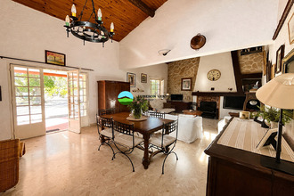 Ma-Cabane - Vente Maison SAINT-DIDIER, 182 m²
