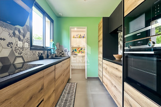 Ma-Cabane - Vente Maison SAINT-EUPHRAISE-ET-CLAIRIZET, 136 m²