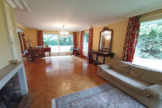 Ma-Cabane - Vente Maison SAINT-FLORIS, 300 m²