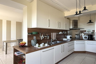 Ma-Cabane - Vente Maison SAINT-GENES-CHAMPANELLE, 405 m²