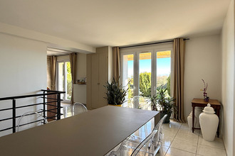 Ma-Cabane - Vente Maison SAINT-GENES-CHAMPANELLE, 405 m²