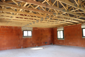 Ma-Cabane - Vente Maison Saint Genes Champanelle, 106 m²