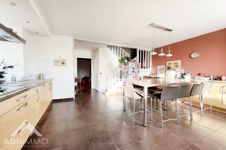 Ma-Cabane - Vente Maison Saint-Genis-Pouilly, 205 m²