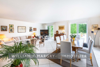 Ma-Cabane - Vente Maison SAINT-GENIS-POUILLY, 180 m²